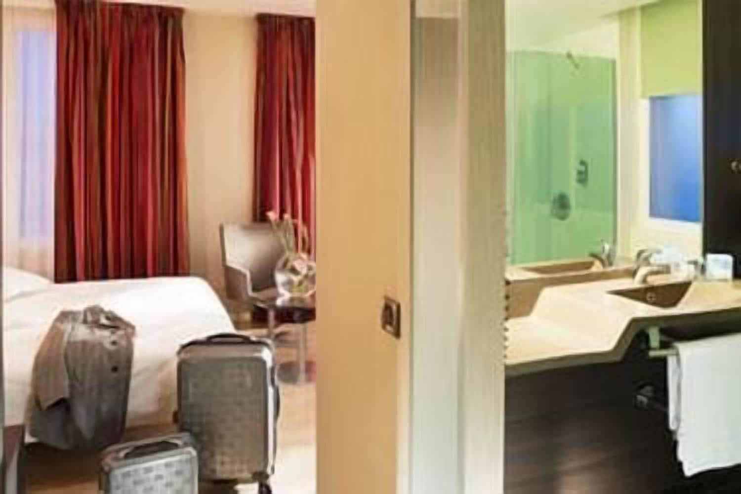 Hotel Oceania Breszt Kültér fotó