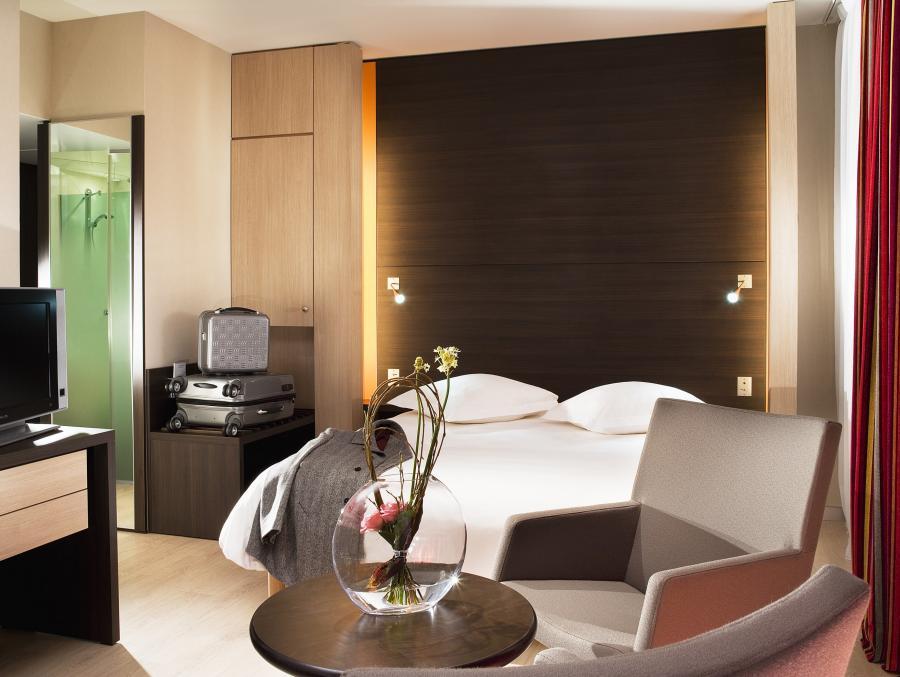 Hotel Oceania Breszt Kültér fotó